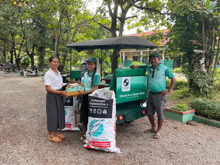 Soap in return for plastic waste Doneer aan onze projecten